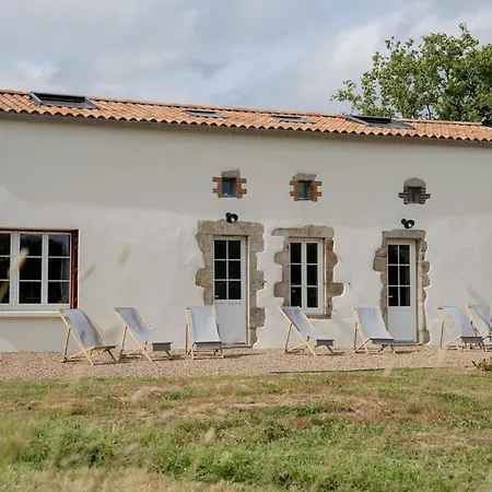 Grand Gite Les Buardieres - 3 Etoiles - Proche Puy Dufou *